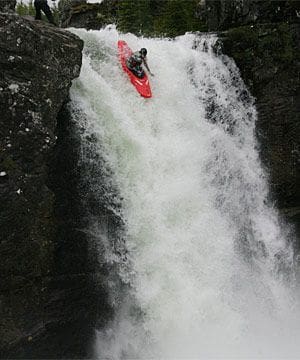 kayaking extreme whitewater kayak