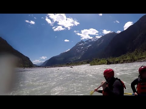 Grizzly Charges Kayaker || ViralHog