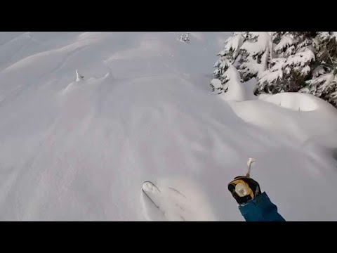 October 2022 | Halloween Skiing at Northern Escape Heli Skiing