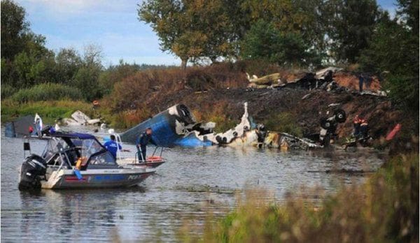 Plane, Plane crash, Russia, NHL, KHL, Hockey, Hockey Player, Vancouver, Vancouver Canuck, airport,