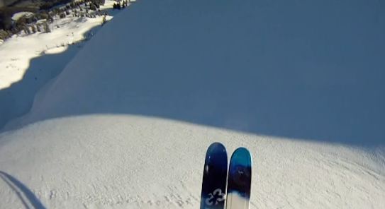 G3 Highball Air skiing pow