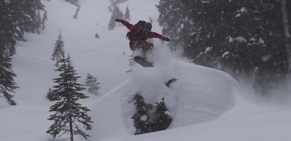 Snowboarding powder snow