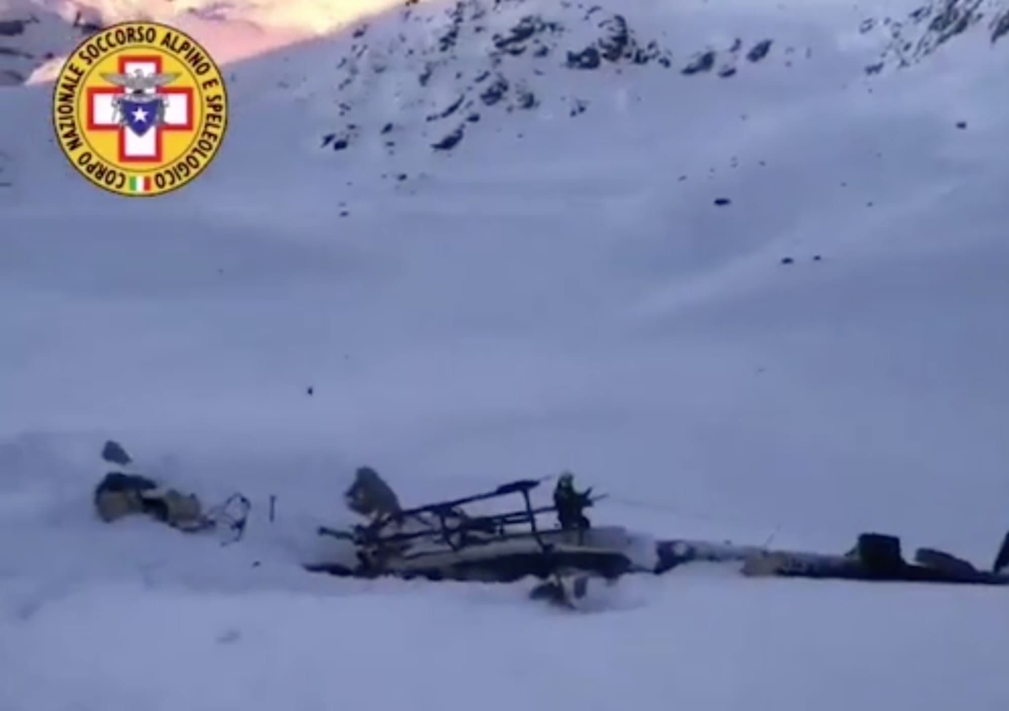 7 Dead As Helicopter And Plane Collide Mid-Air Above Italian Ski Area ...