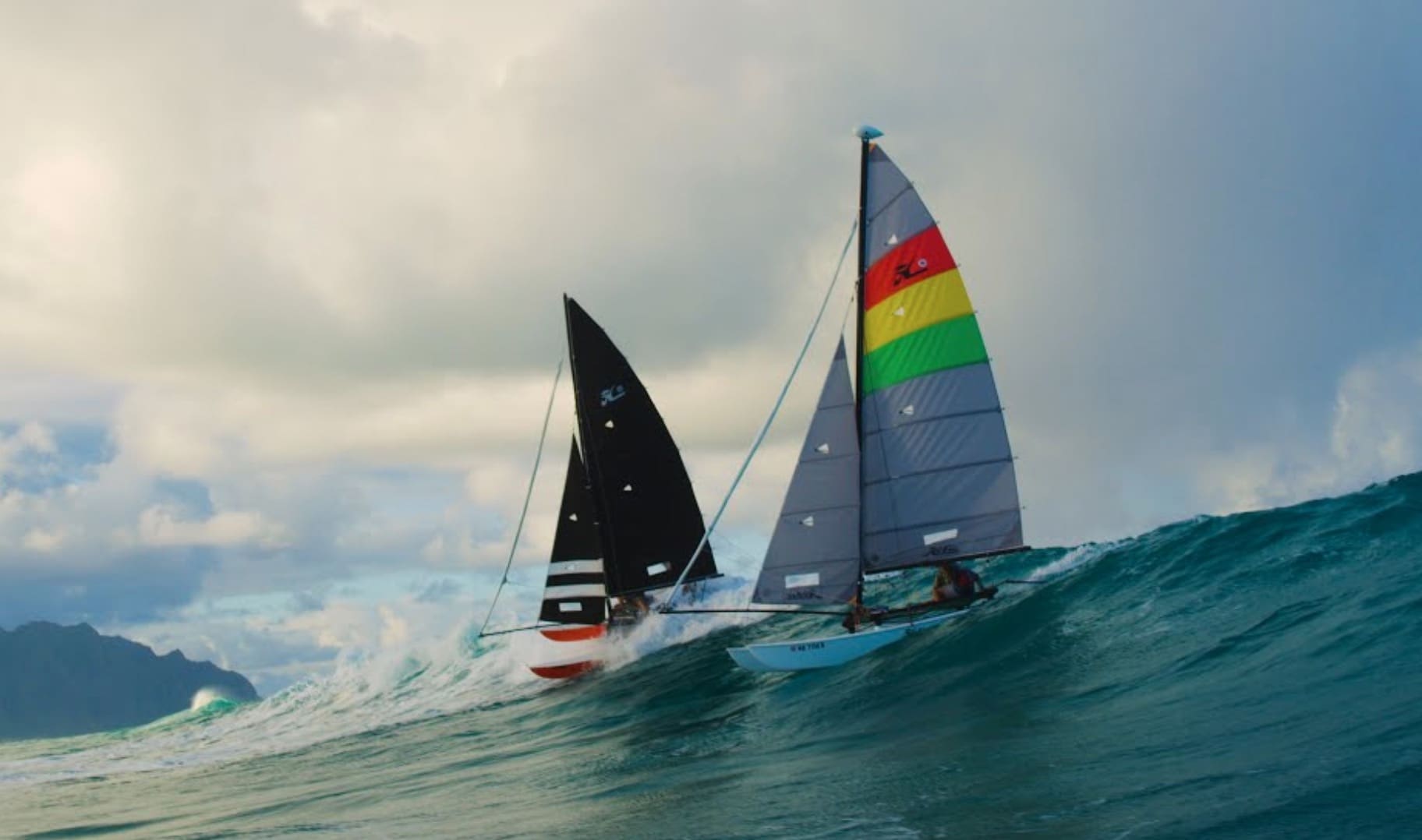 VIDEO: Travis Rice & John John Florence Crash Hobie Cat In Hawaii ...