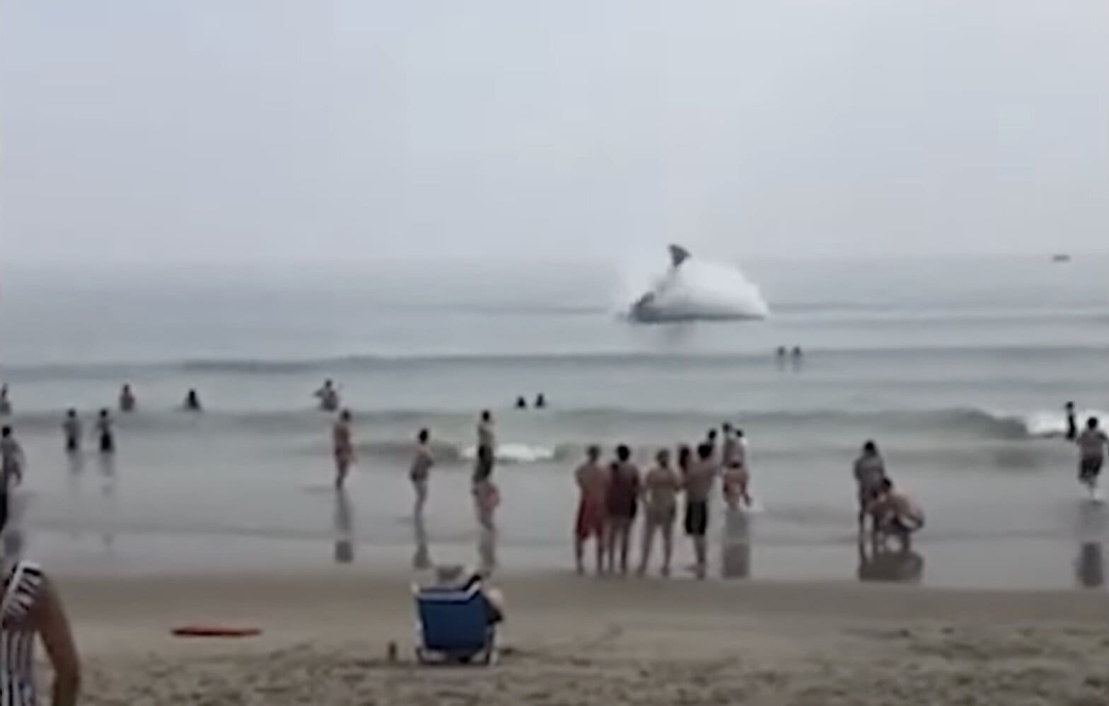 WATCH: Plane Crashes Into Ocean Off Popular New England Beach ...