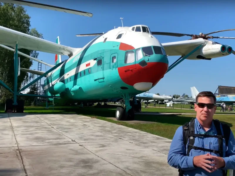 History of the The Mil V-12 (200-person helicopter)