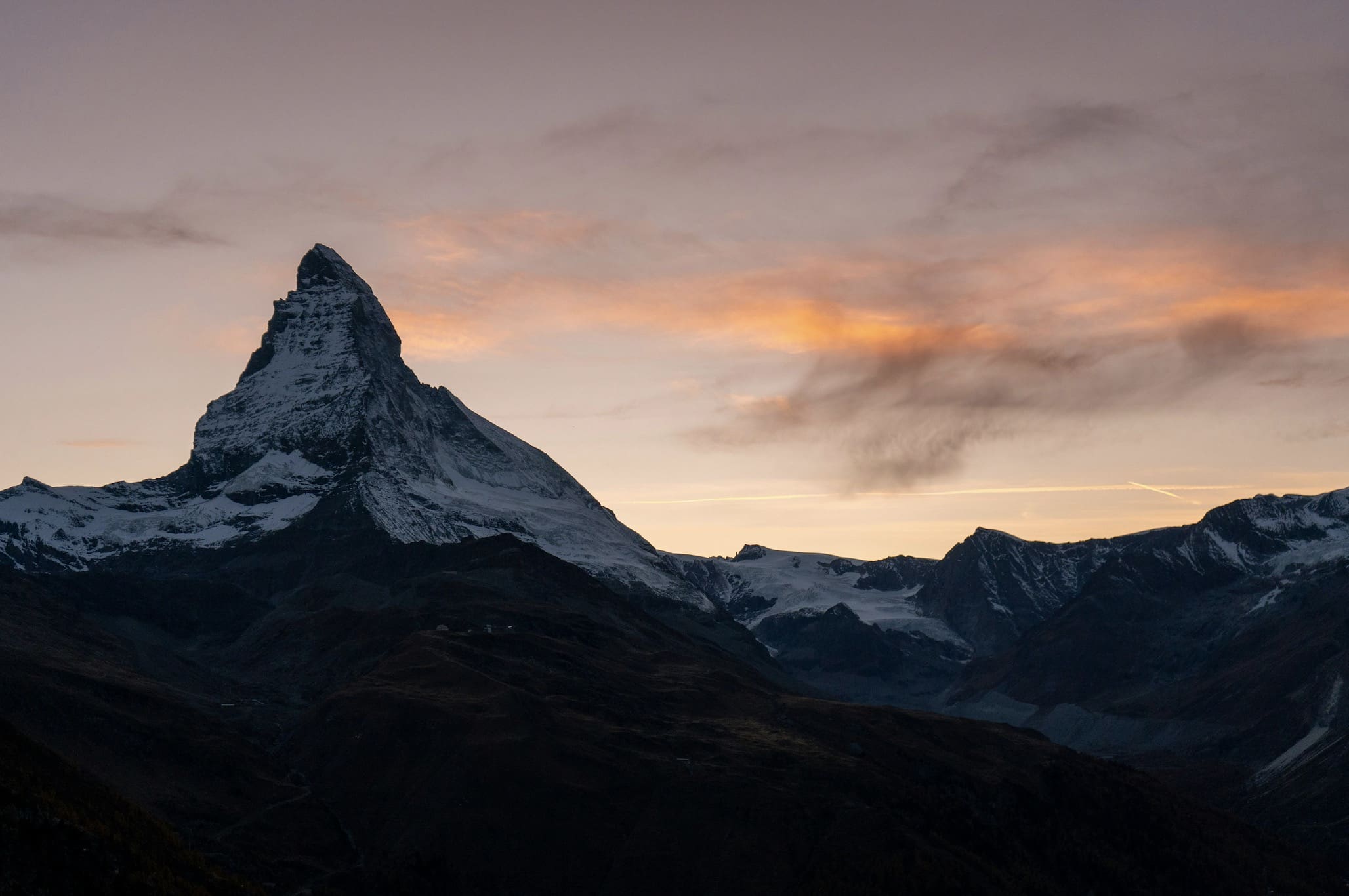 Two Mountaineers Dead After A 1,000 Meter Fall @ The Matterhorn ...