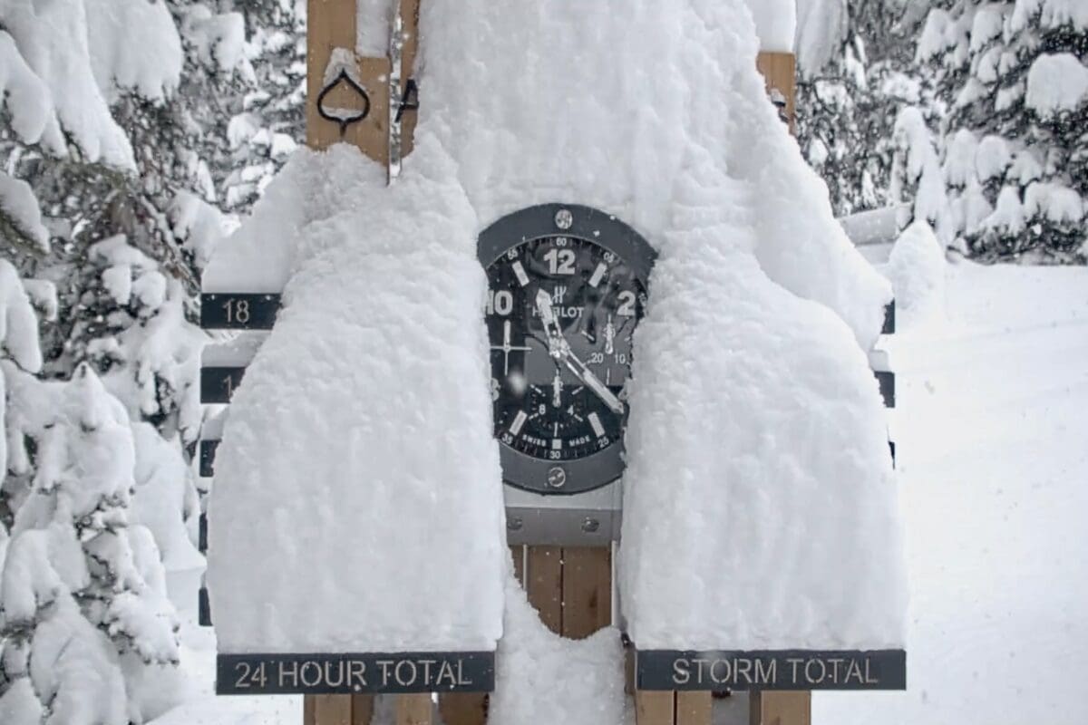 Aspen Highlands snow stake @ 11:20am on November 26.