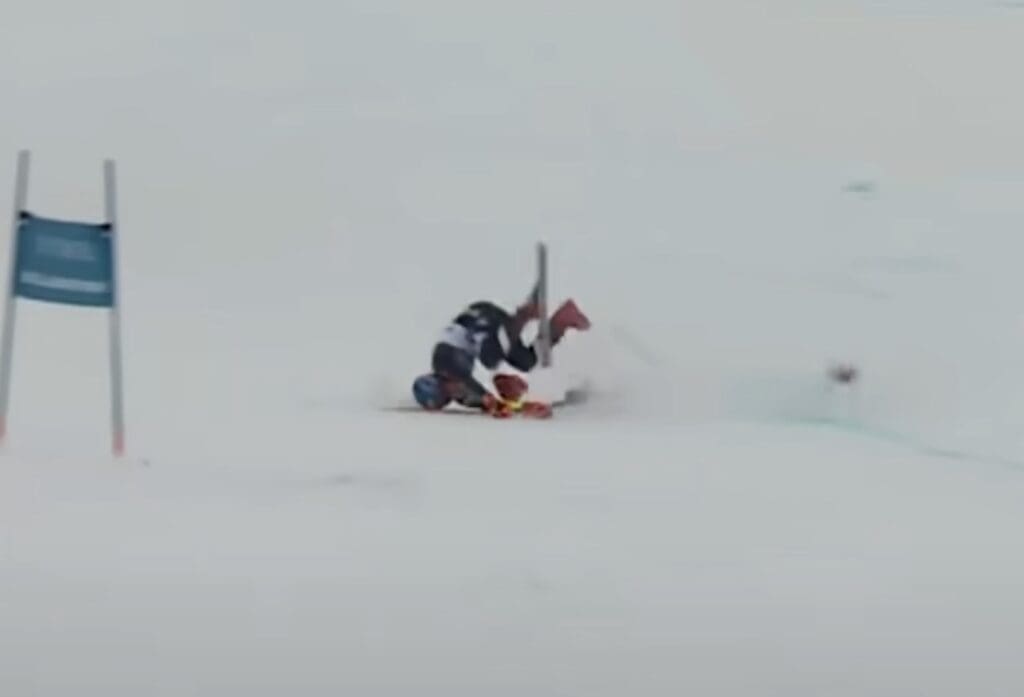 Mikaela Shiffrin crash @ Killington Vermont