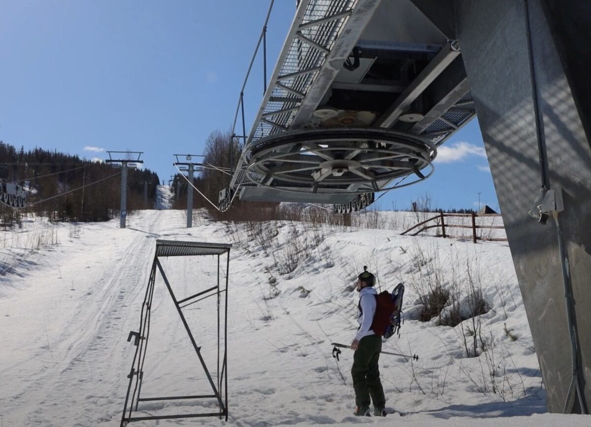 Exploring abandoned Swedish ski resort.