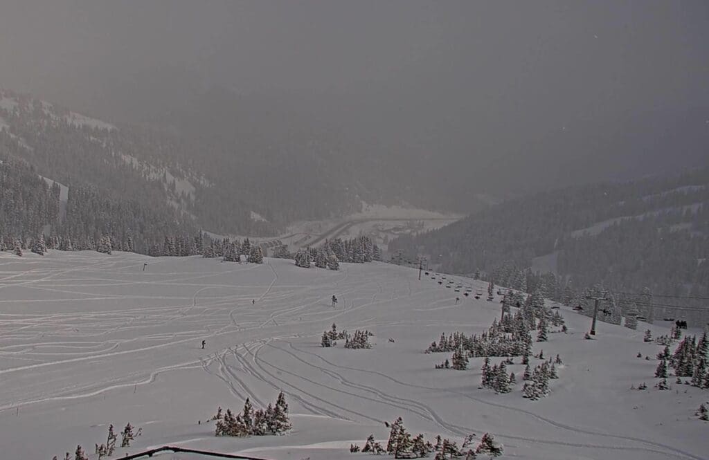 Loveland Ski Area Ptarmigan Camera @ 9:31 on February 21.