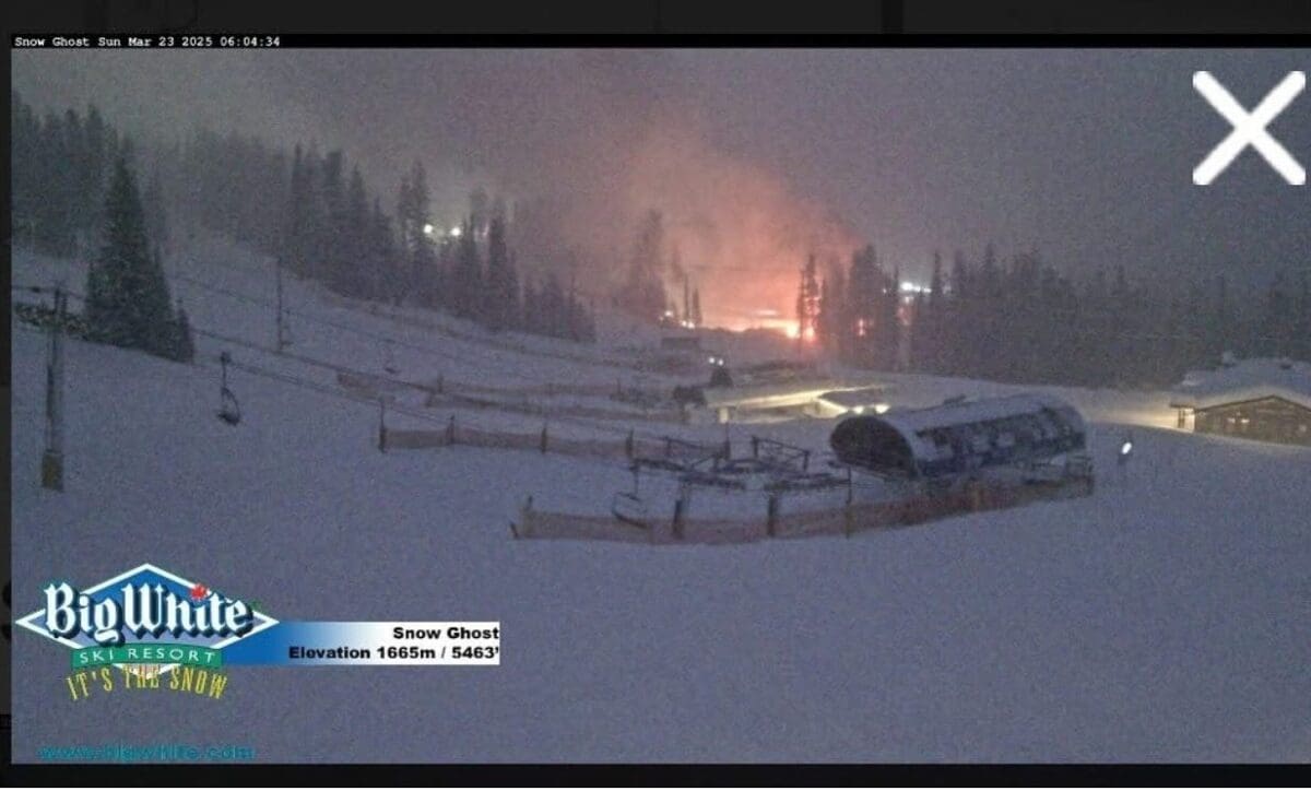 Storage building burns @ Big White Ski Resort