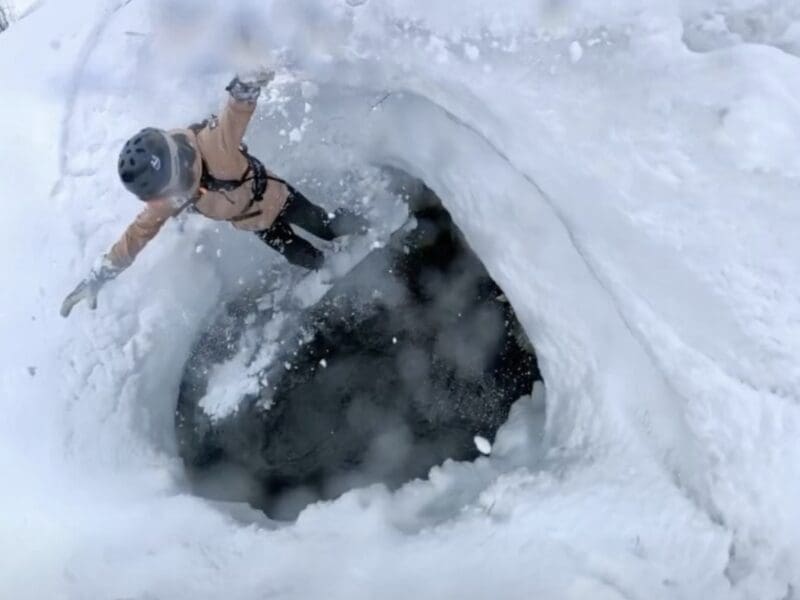 Snowboarder falls into hole at ski resort in Japan