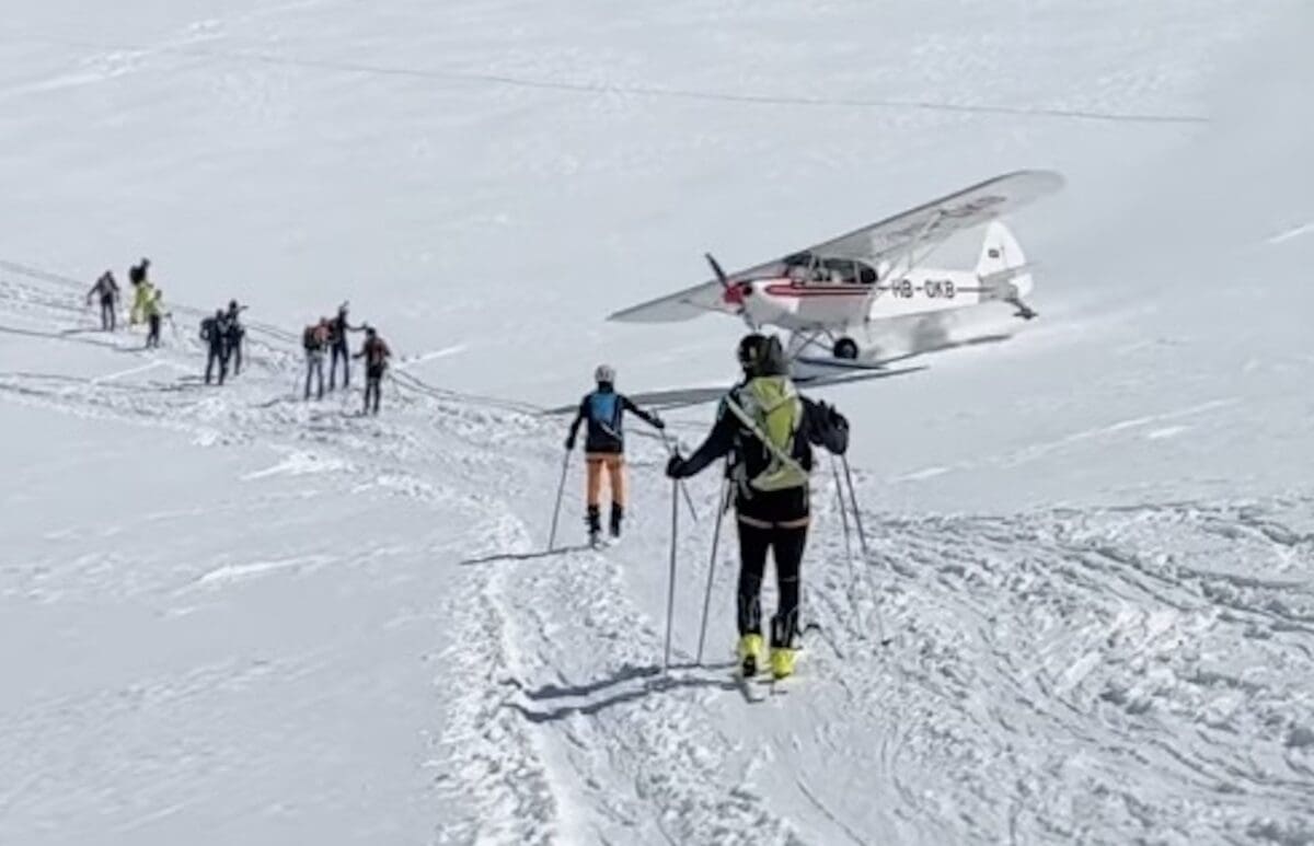 Plane nearly collides with skiers in the Swiss Alps