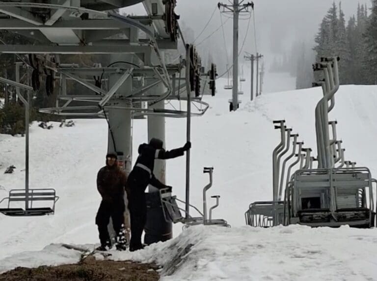Chair removal on White Pass's Chair 4.