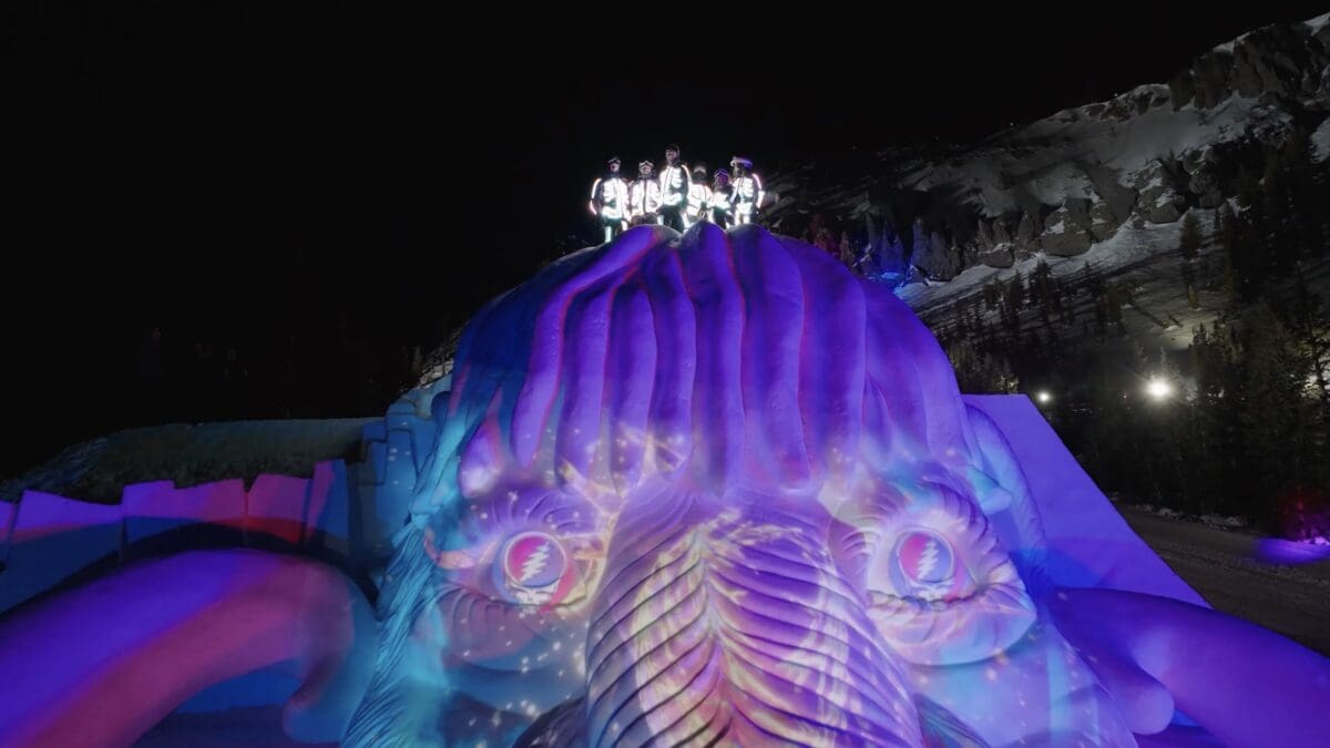 Massive mammoth sculpture at Mammoth Mountain.