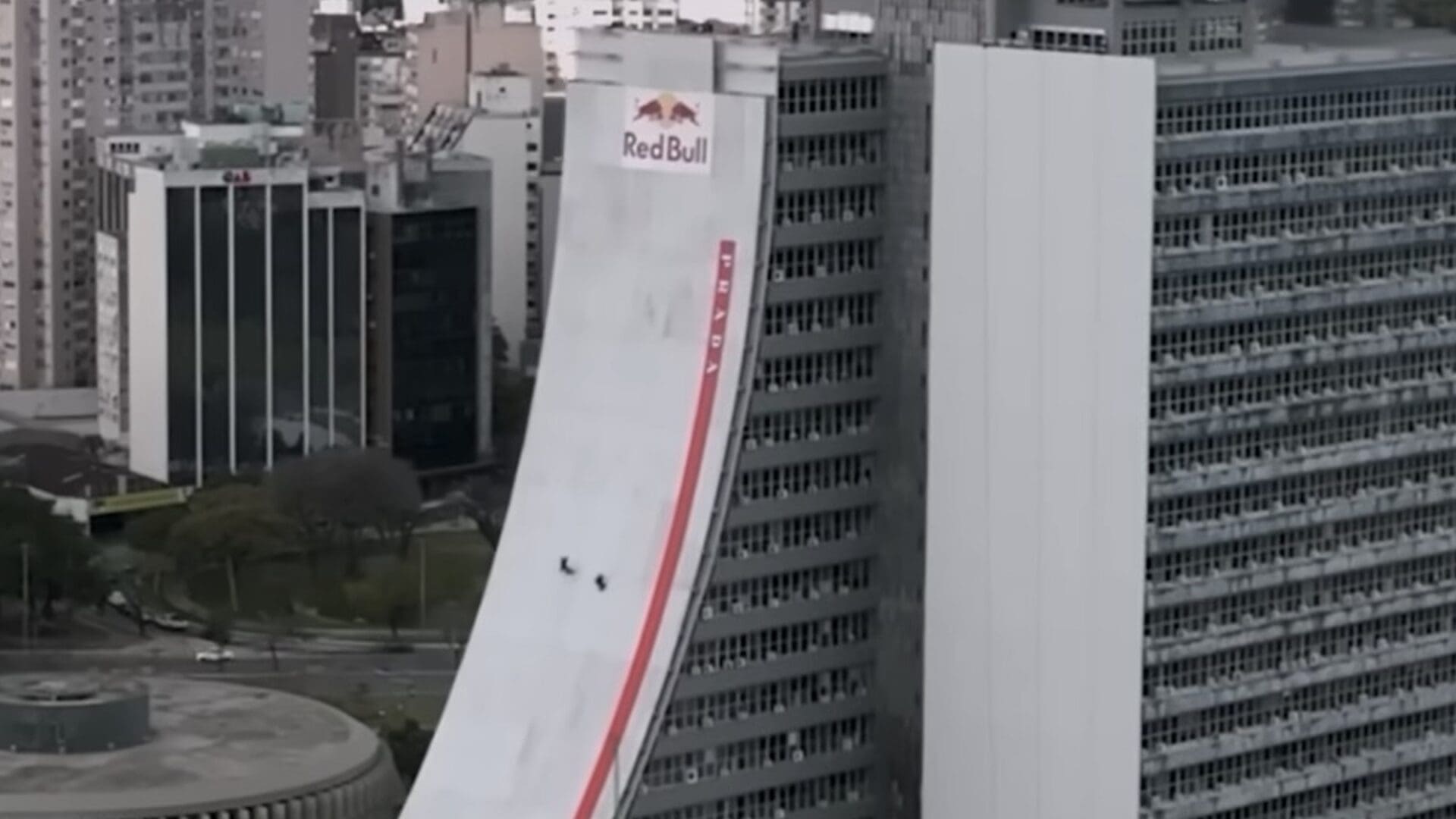 How Professional Skateboarder Sandro Dias Prepares To Drop The World's ...