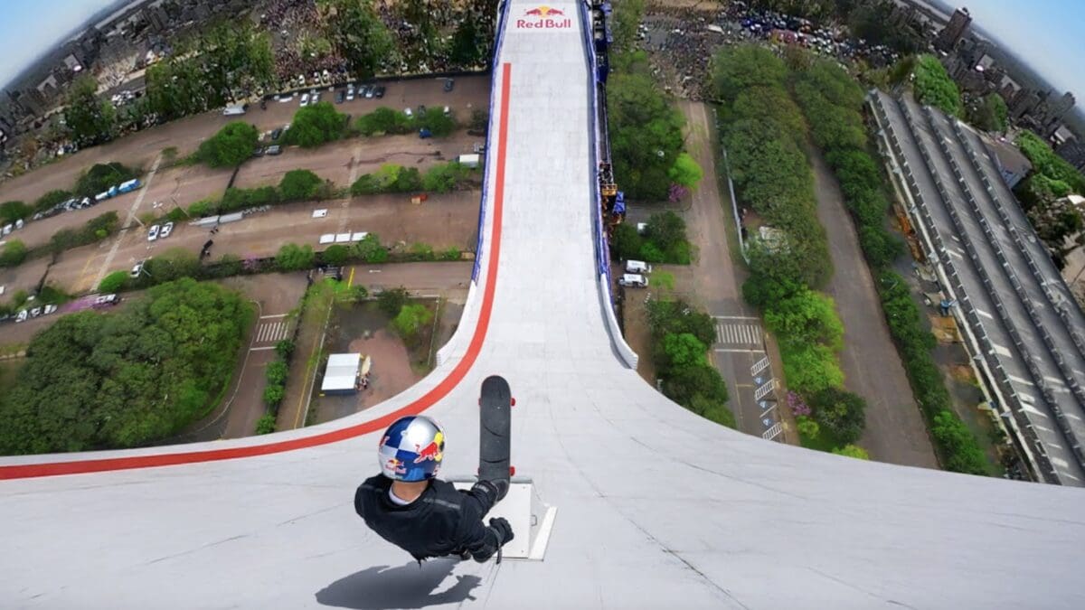 Sandro Dias world record skate ramp drop.