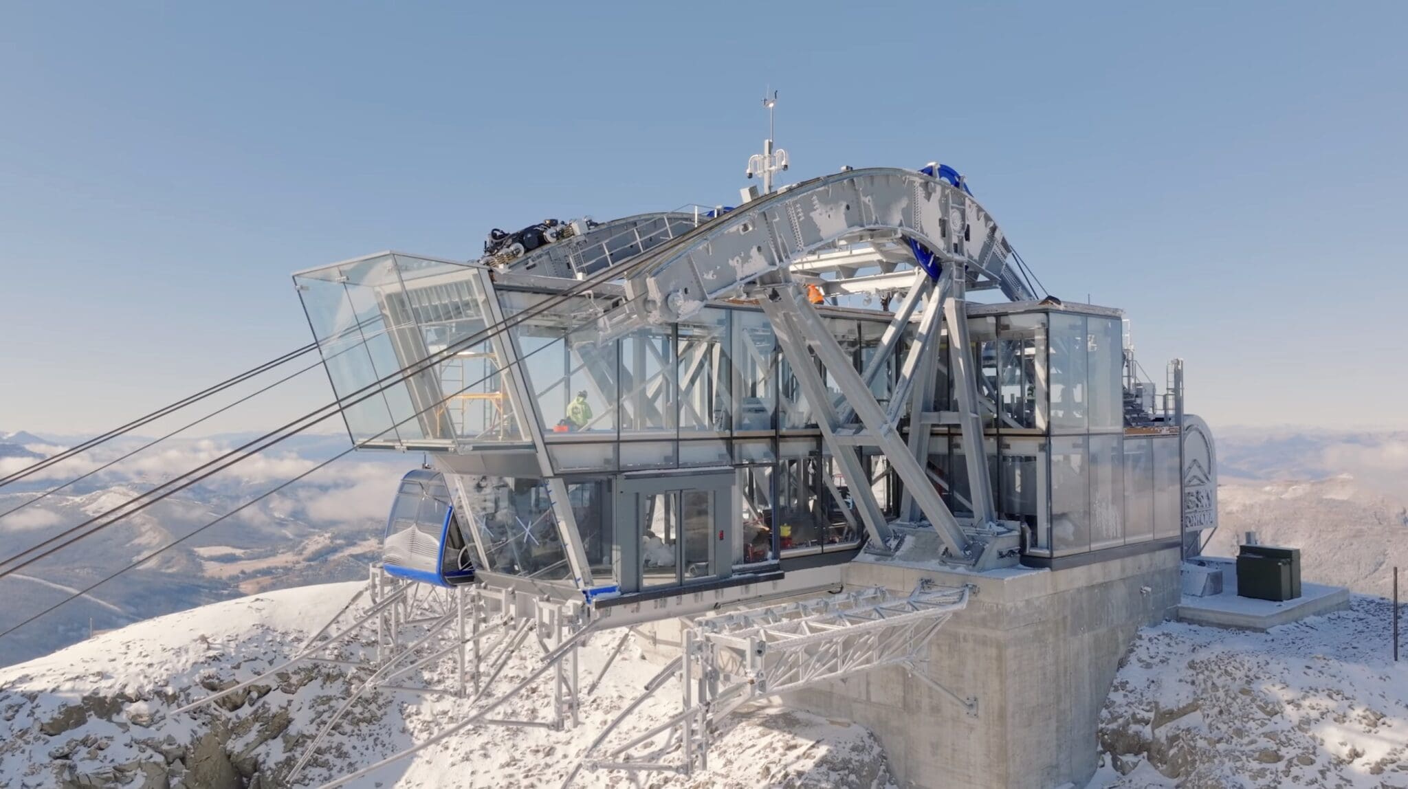 Visual Reference: Major Milestone Completed On Big Sky S New Observation Deck