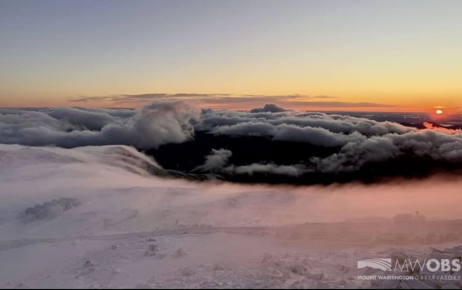 Early Snowfall In New Hampshire Leads To Nearly Two Dozen Hikers Requiring Rescue