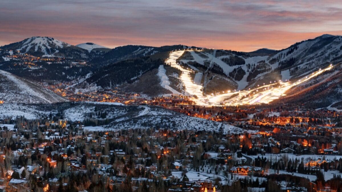 Skiers And Snowboarders Spent $2.5 Billion In Utah Last Winter