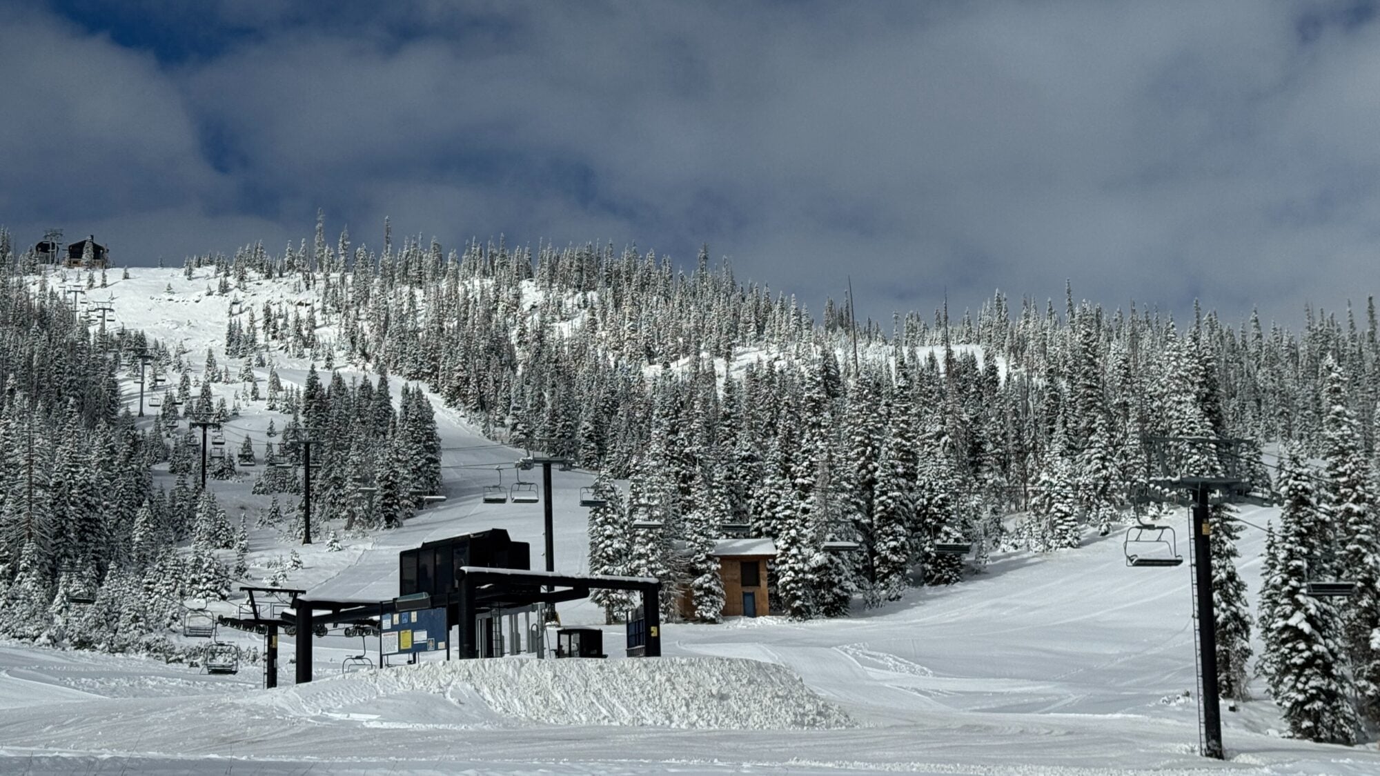 Snowiest Ski Area In Colorado Opens For The Season - Unofficial Networks