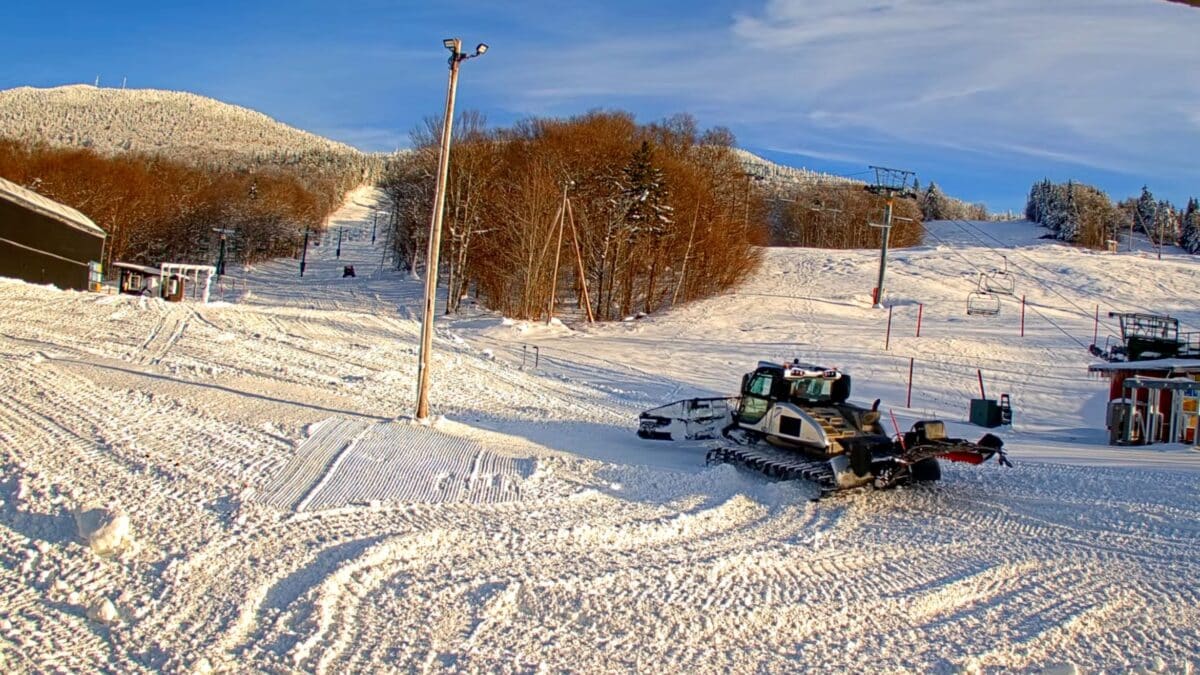Independent Vermont Ski Resort  Opening Early