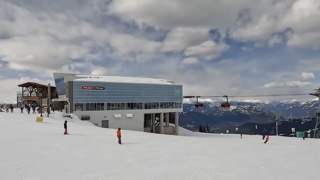 18 best ski resorts in Western Canada.