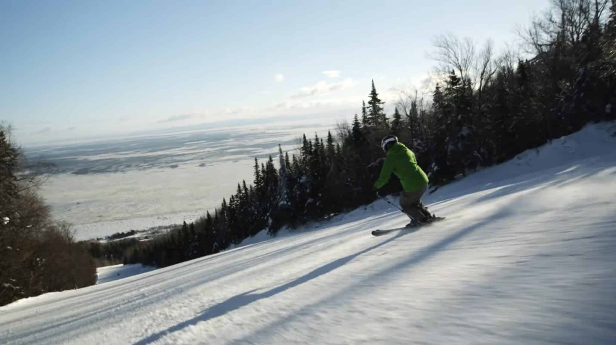 Unionized workers voted against a proposed agreement that would have ended the strike at the Quebec ski resort, leading to the closure.