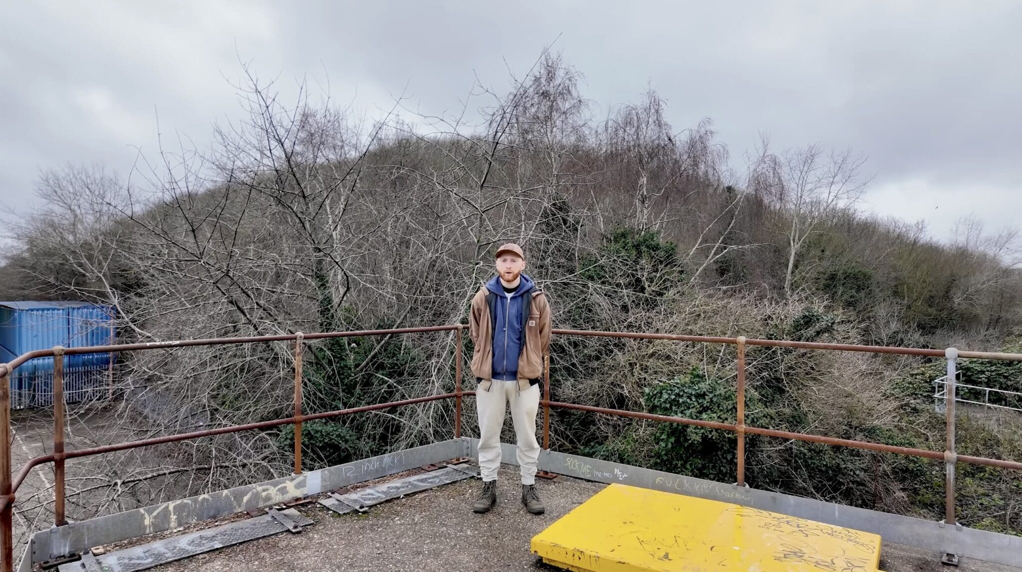 Why This Synthetic Ski Slope in London, England Is Now Abandoned