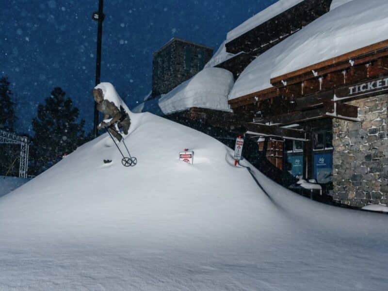 Huge snowfall totals at Mammoth Mountain.