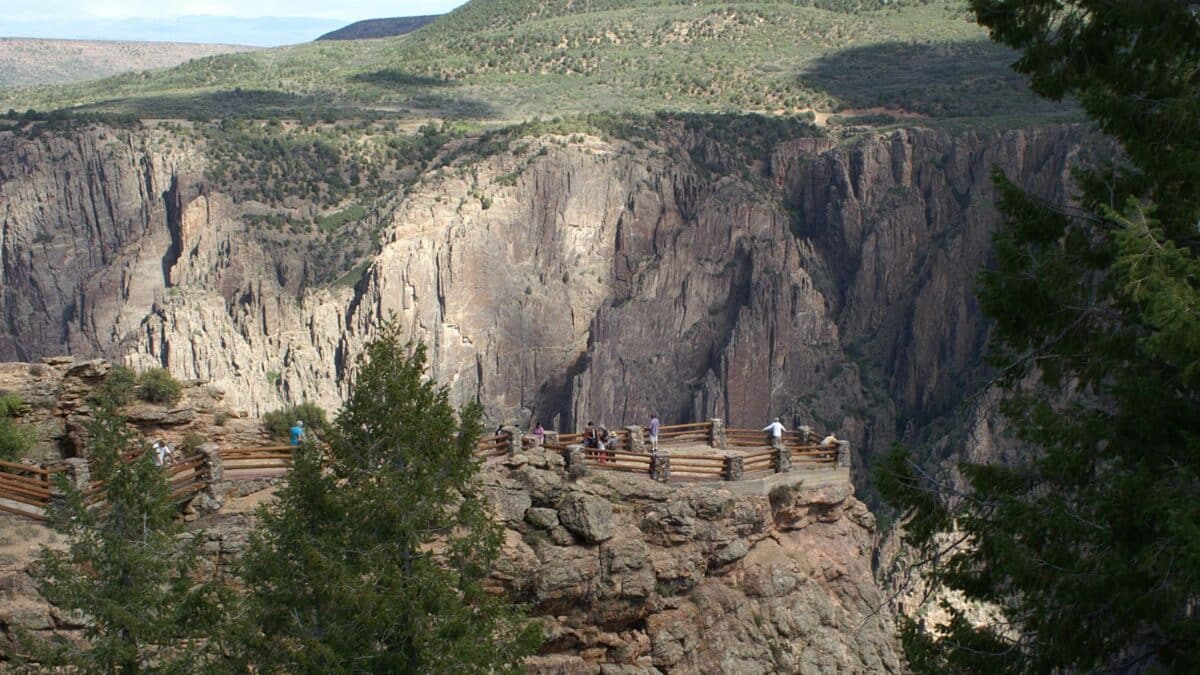 Denver Man Found Dead At Base of 800 Foot Overlook in  Black Canyon of the Gunnison National Park