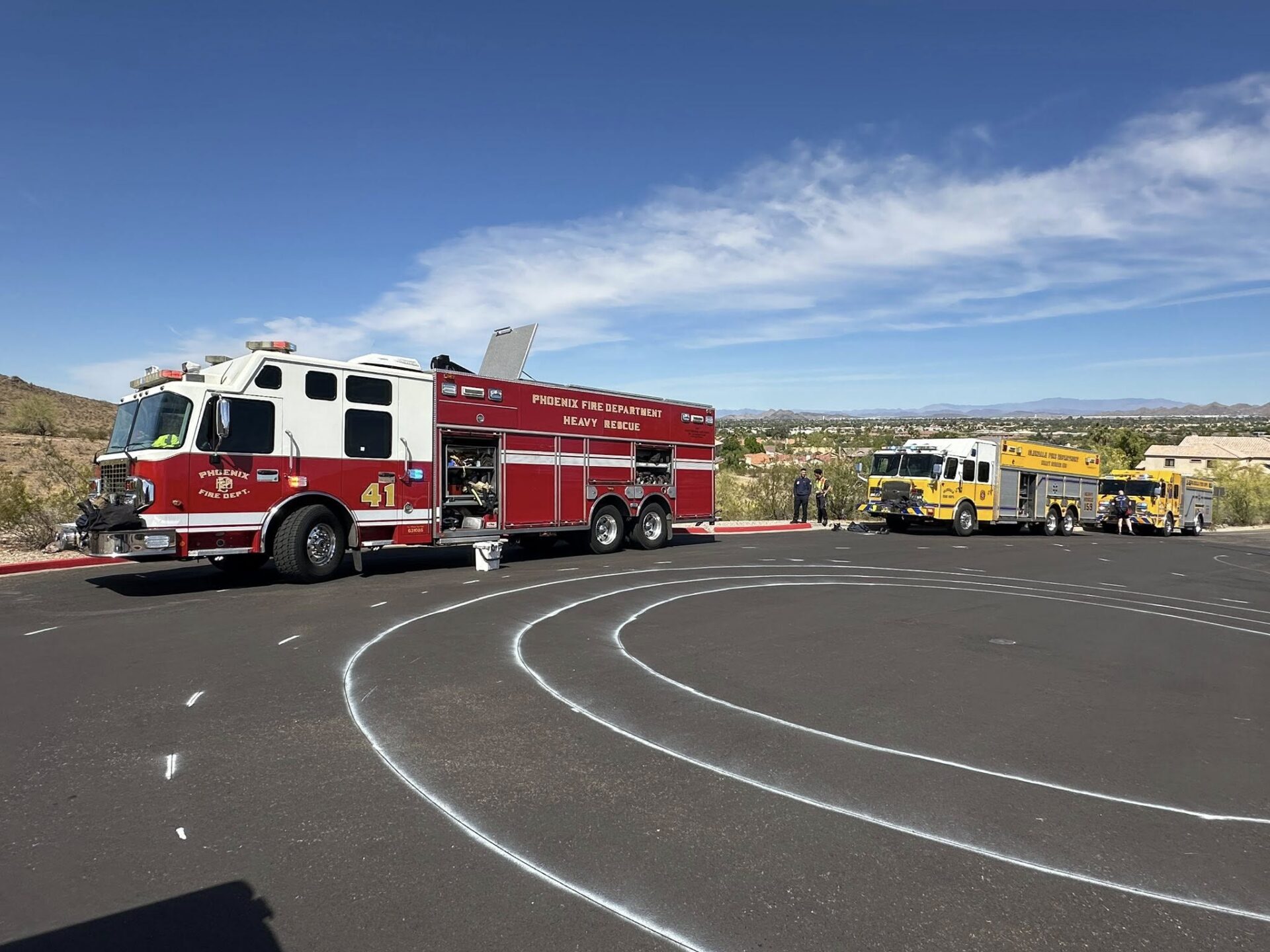 Arizona Hiker Airlifted Off Lookout Mountain After 100+ Bees Stings