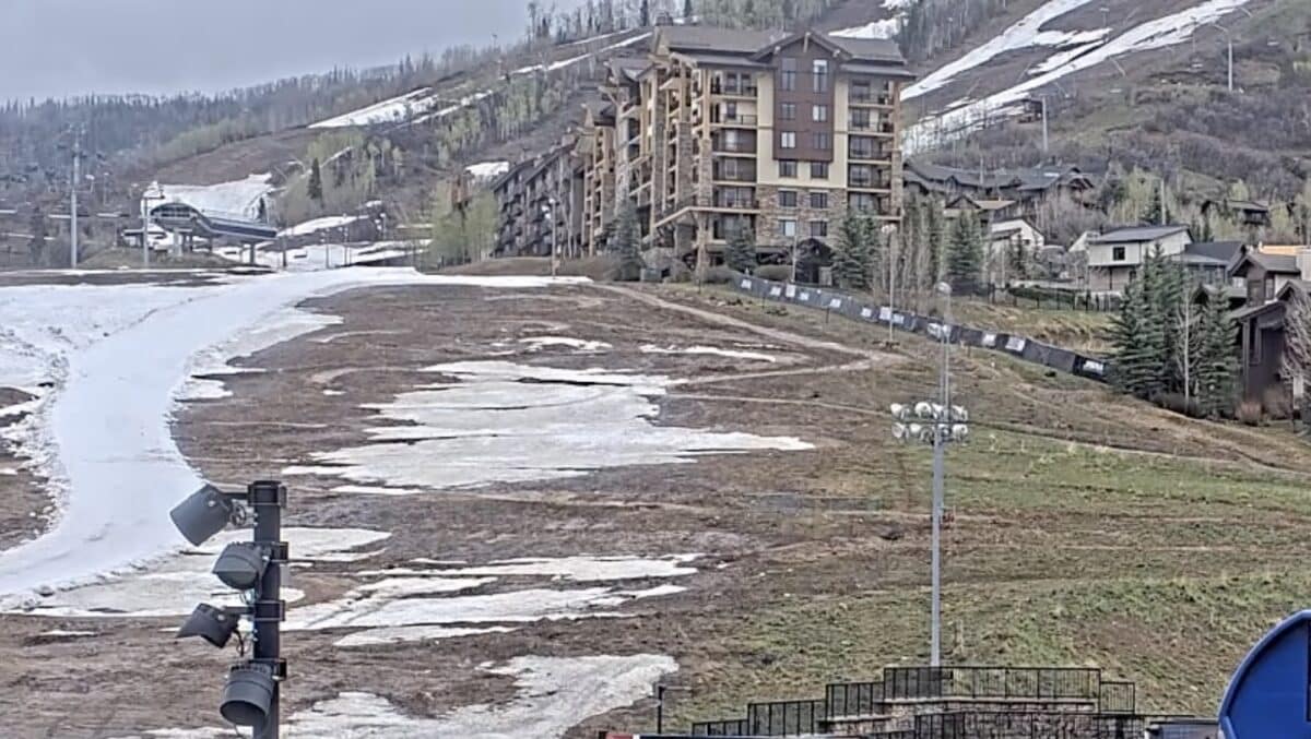 Ski Megapass Offers Full Refunds Following Terrible Ski Season