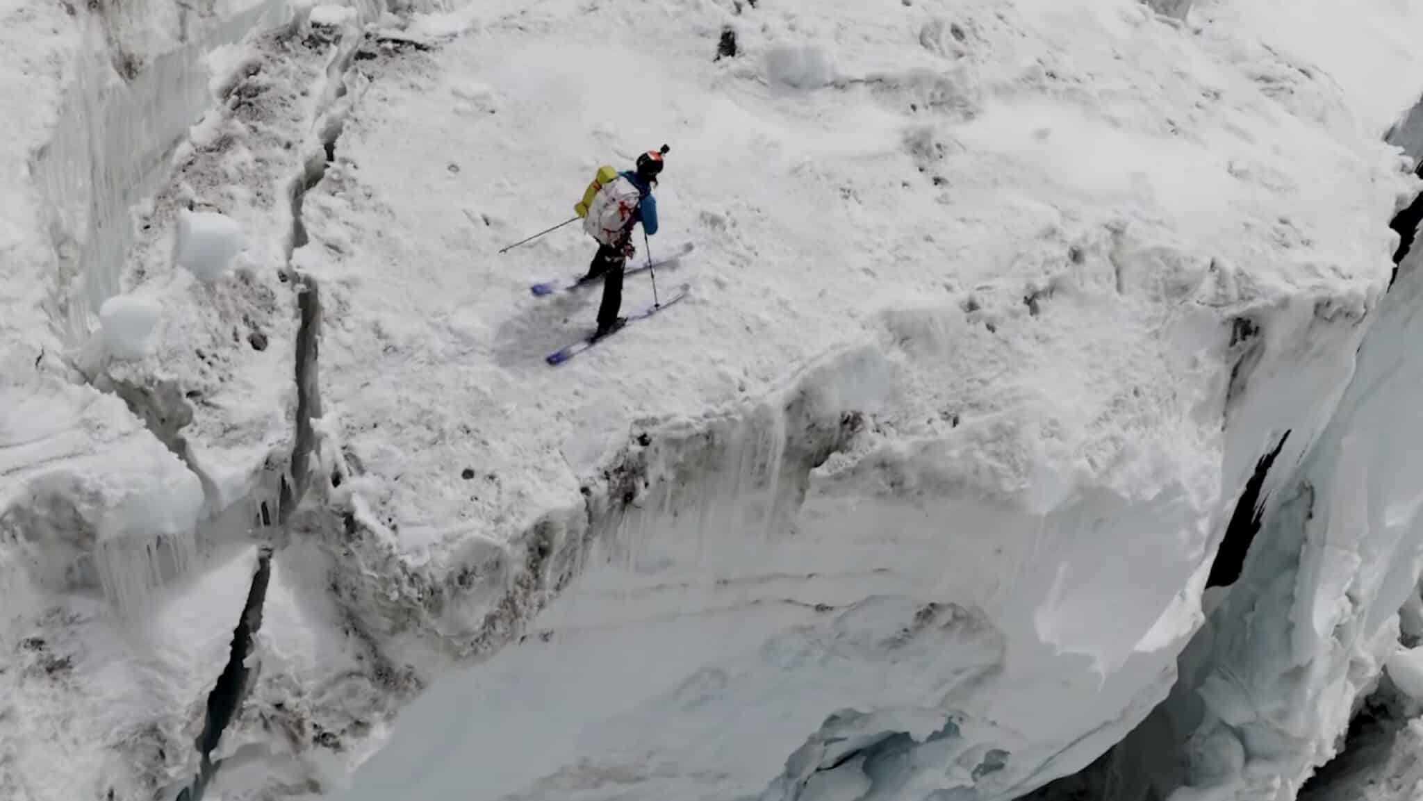 New Video Reveals The True Danger Of A Mount Everest Ski Descent