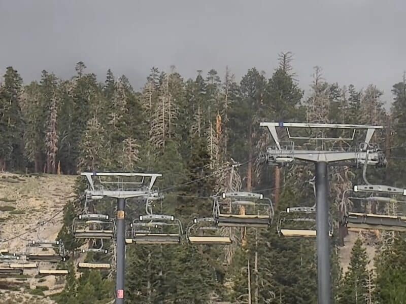 View from Eagle Lodge live camera at Mammoth Mountain.