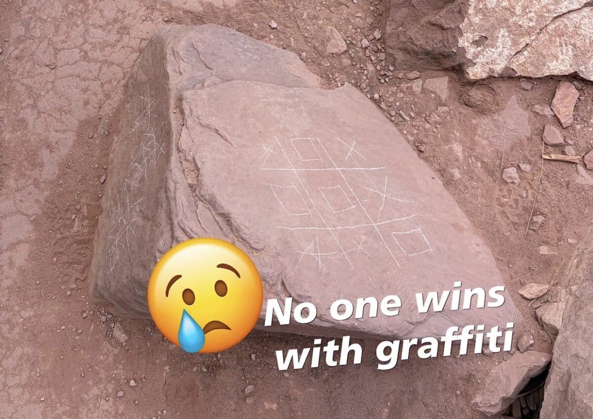 Tic-tac-toe graffiti @ Zion National Park