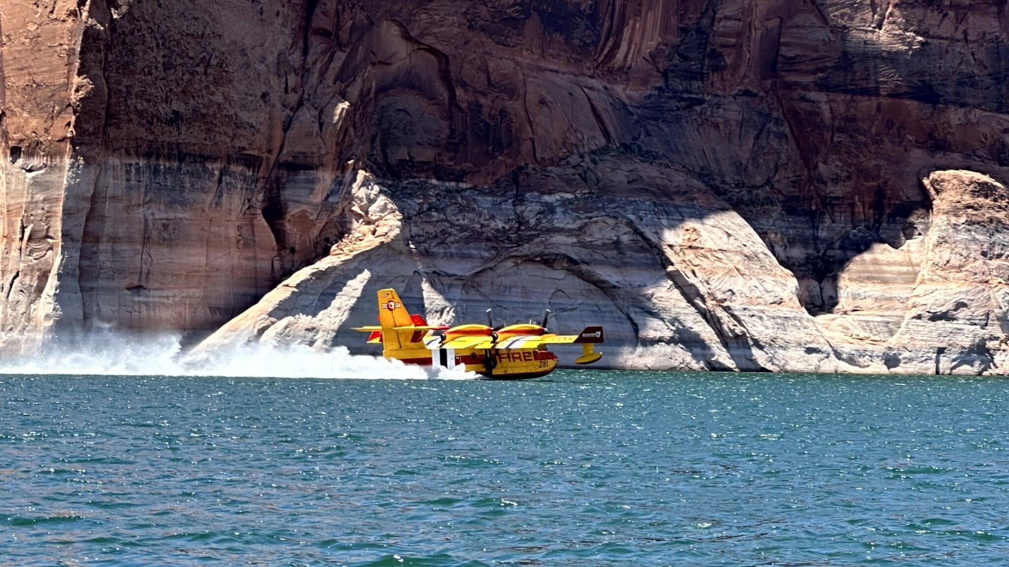 Lake Powell Boaters Warned To Watch Out For Fire Suppression Aircraft
