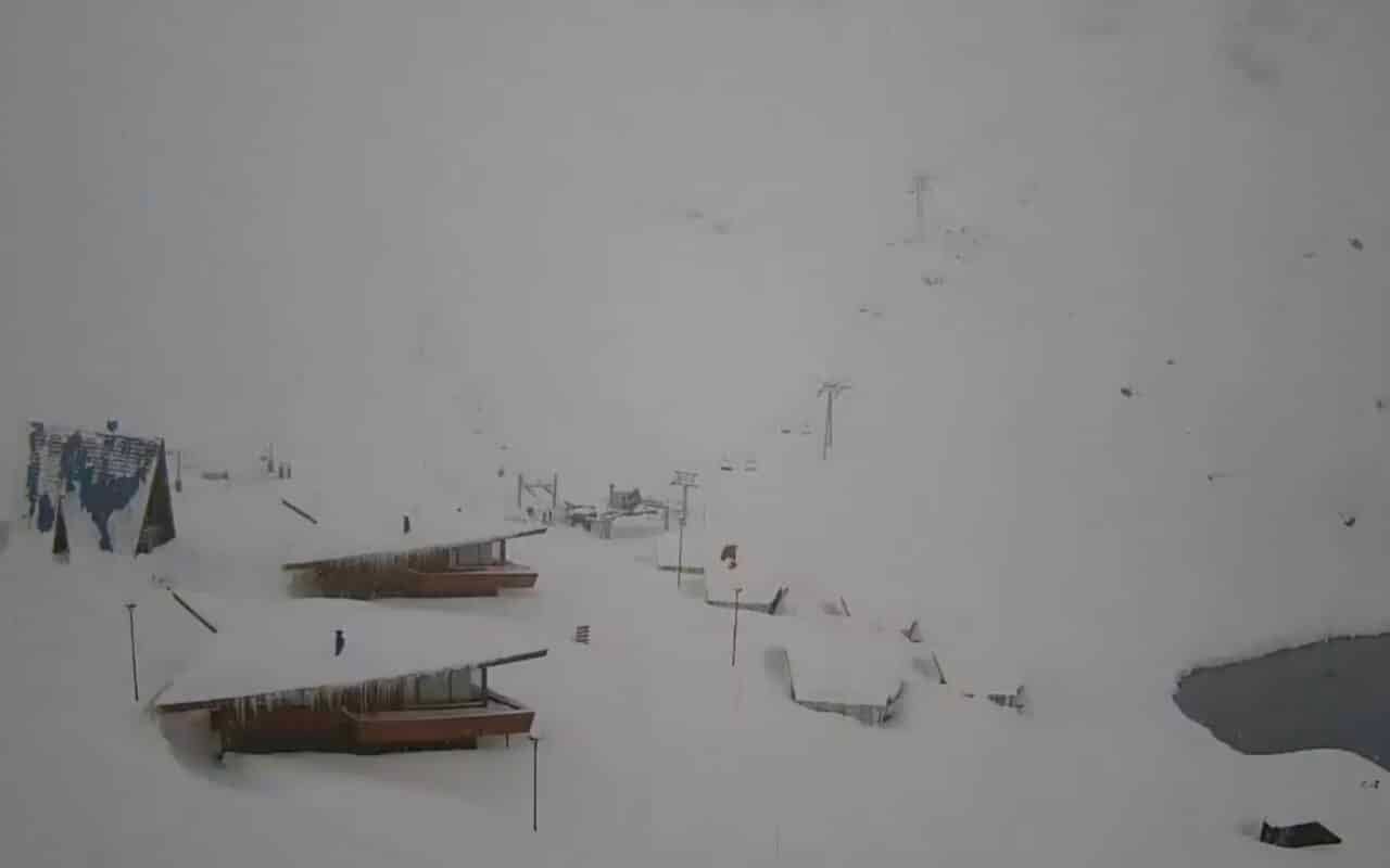 Ski Portillo buried under 15+ feet of snow.