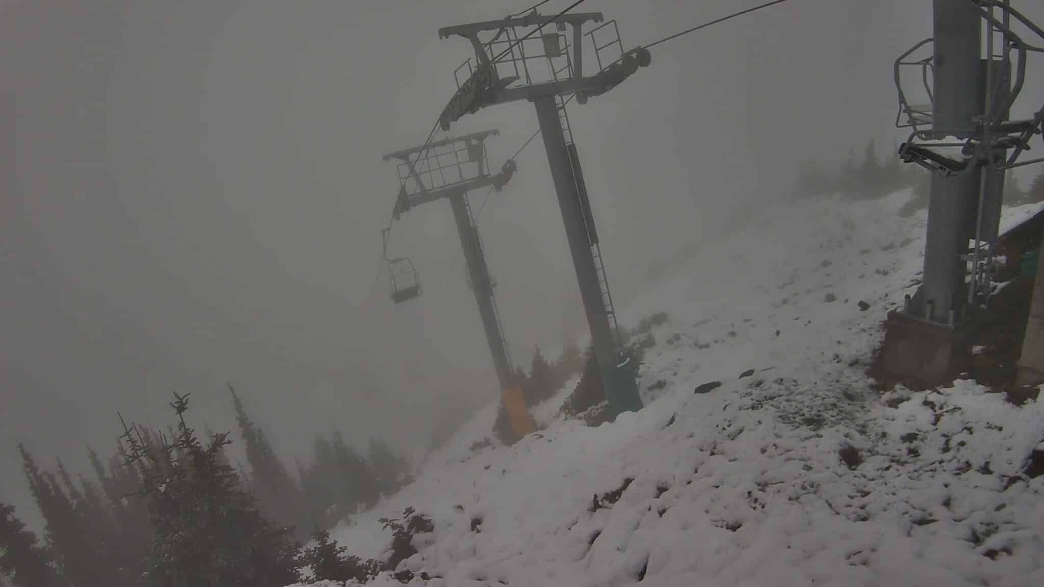 Washington Ski Resort Gets 6 Inches Of Snow In September as Winter Starts to Make Itself Known