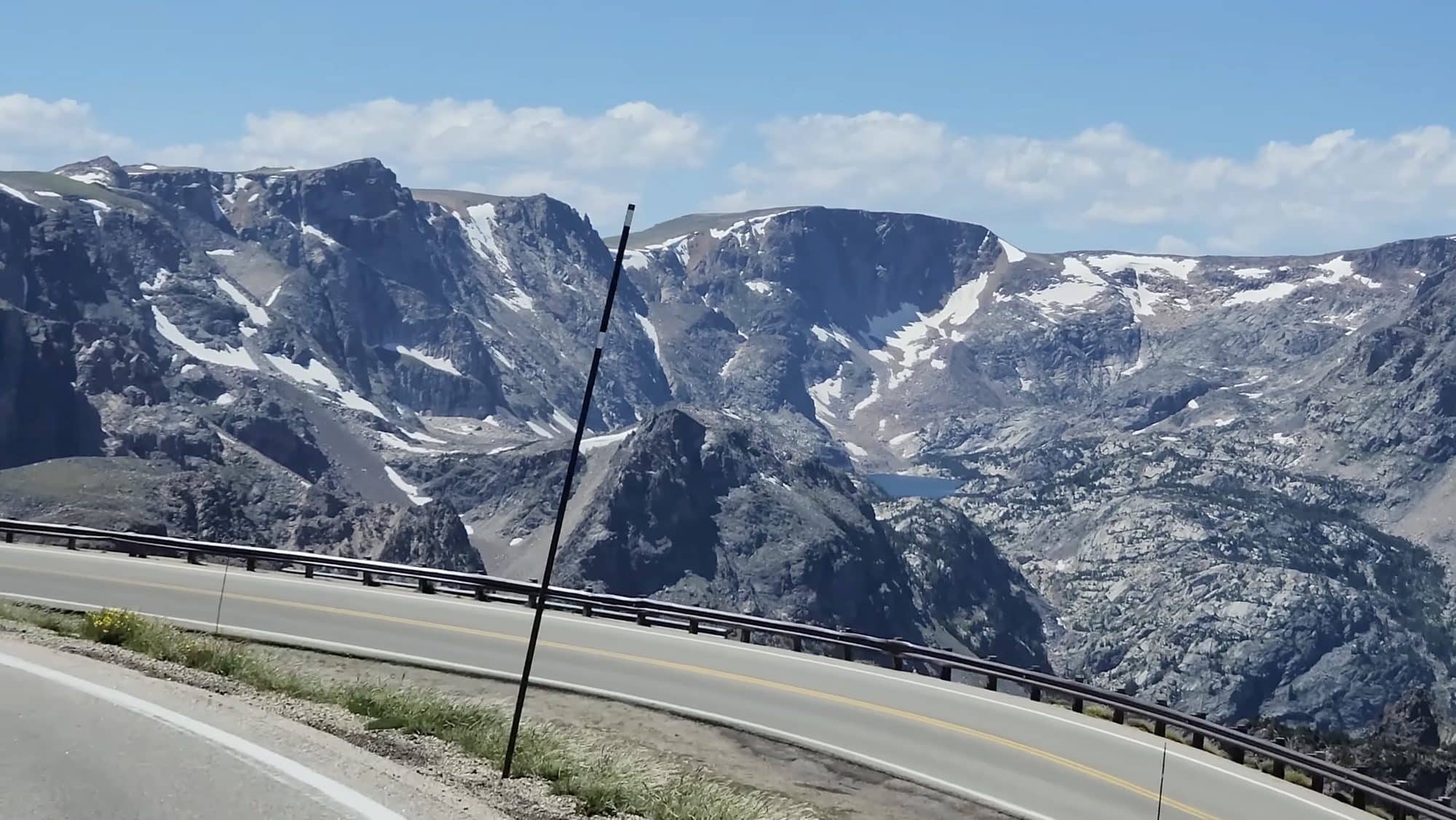New Incoming Connection Beartooth Highway Will Close Early For The Season Ahead Of Incoming ...