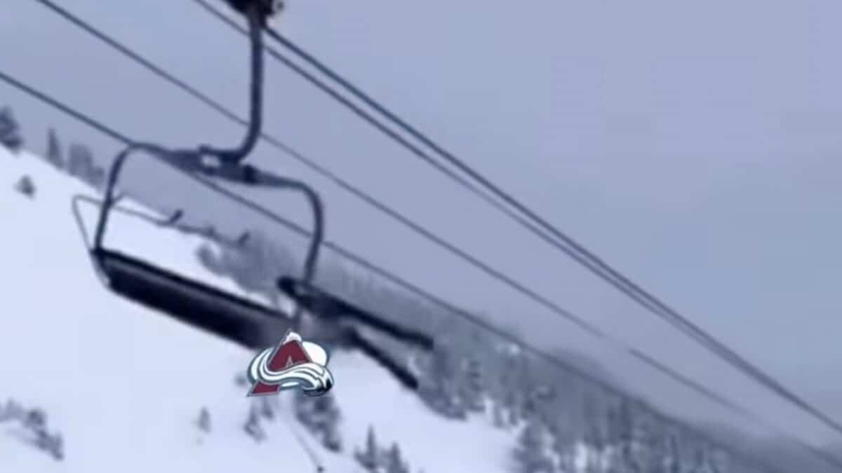New Jersey Devils poke fun at the Colorado Avalanche.