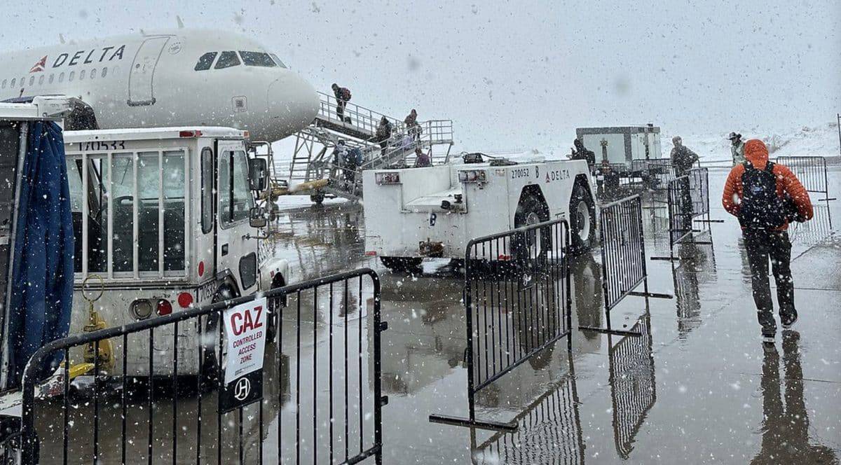 Three Wyoming Ski Resorts Offer Free Lift Tickets to Airline Travelers