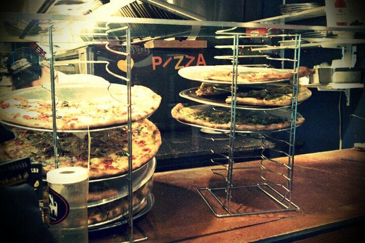 LOCAL SPOT: Piecasso Pizzeria & Lounge