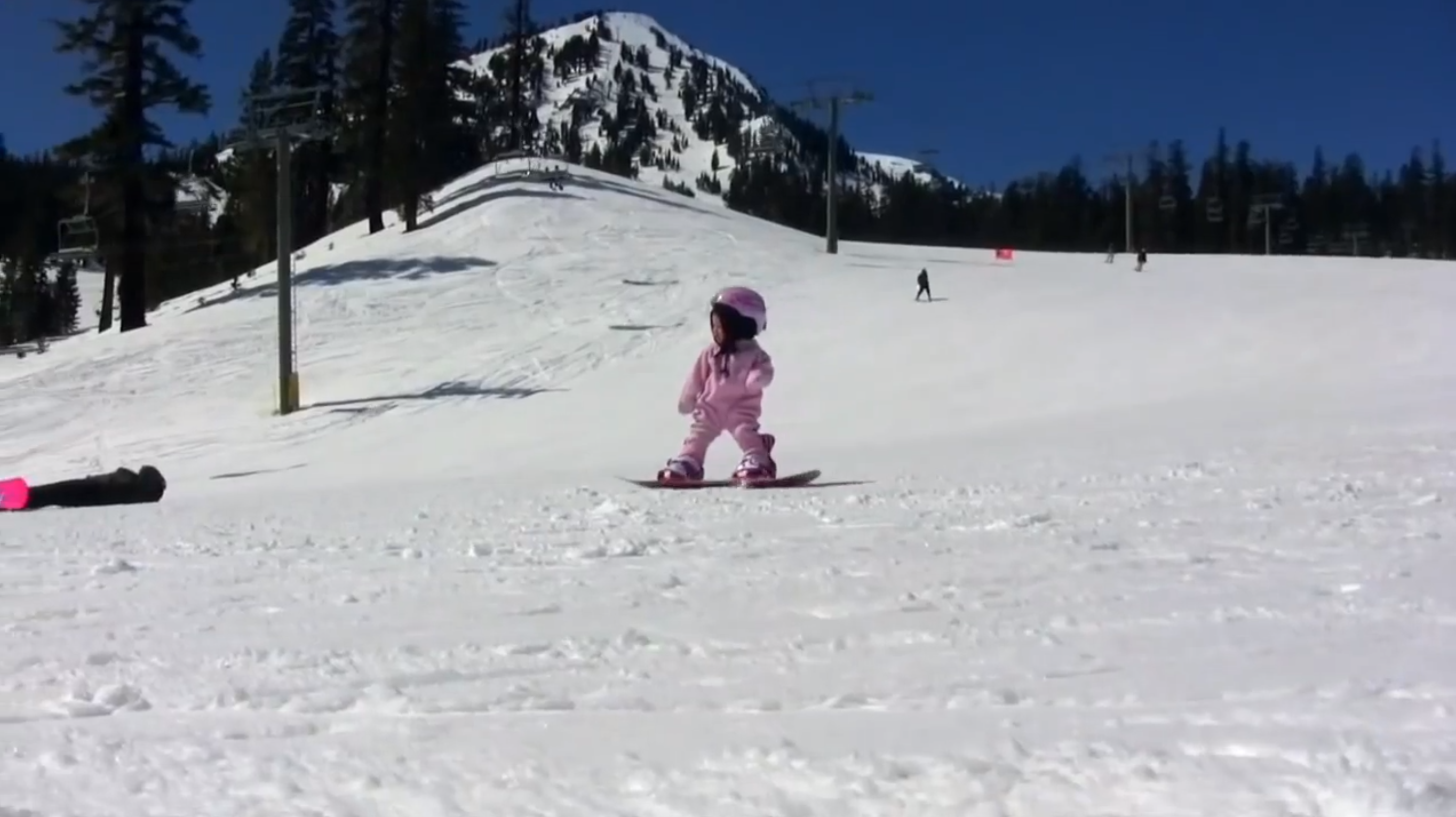 This 1 YearOld Baby Snowboards Better Than Most People. Unofficial