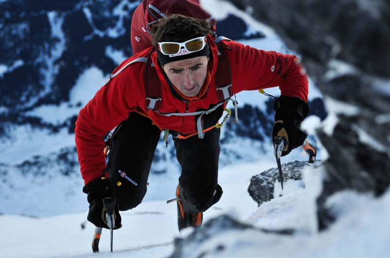 video-eiger-solo-speed-ascent-record-time-broken-by-the-swiss-machine-ueli-steck-unofficial