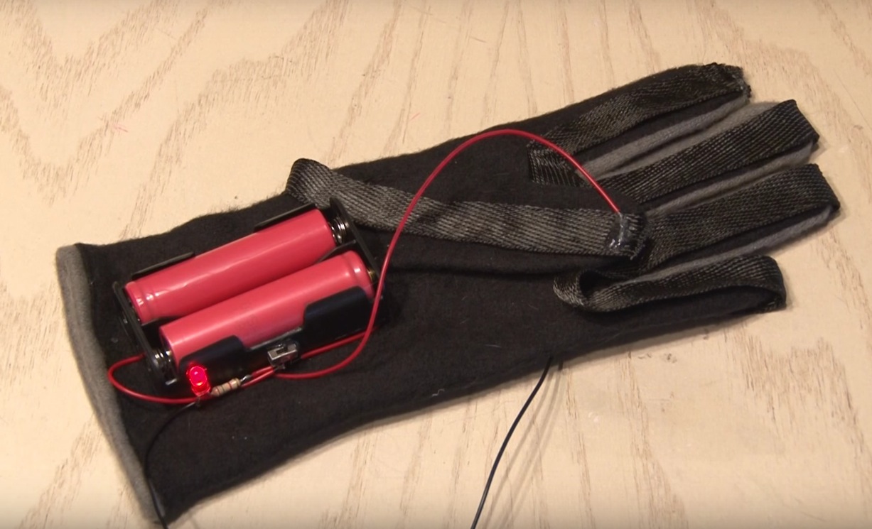 WATCH DIY Heated Gloves Instructional Unofficial Networks