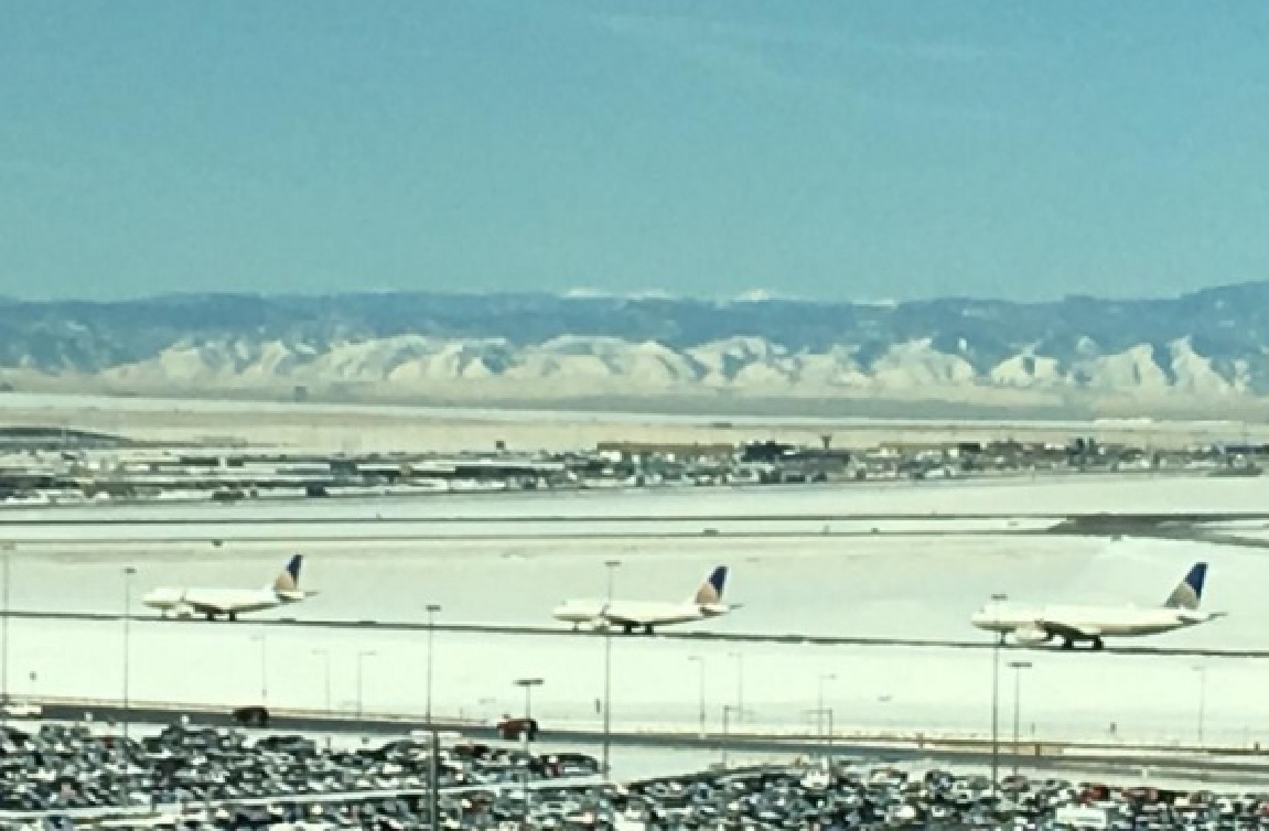 WATCH Denver Airport Closed After Record Single Day Snowfall (12.1