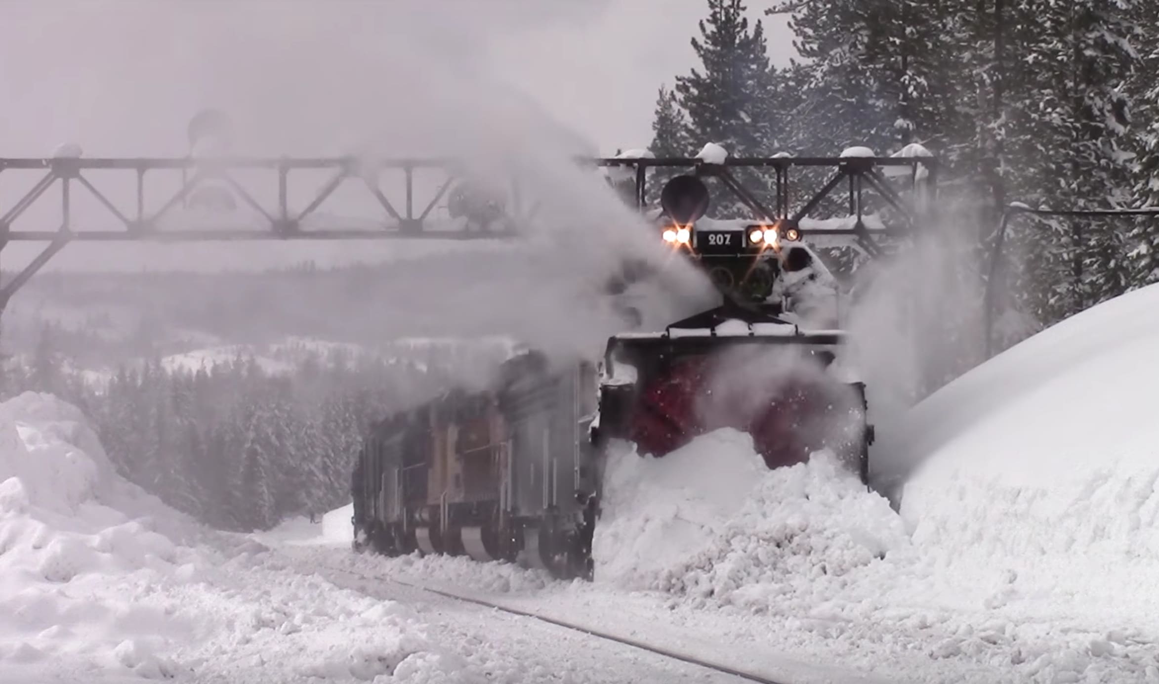 Rotary Snow Plow Returns to Donner Pass; Video Unofficial Networks