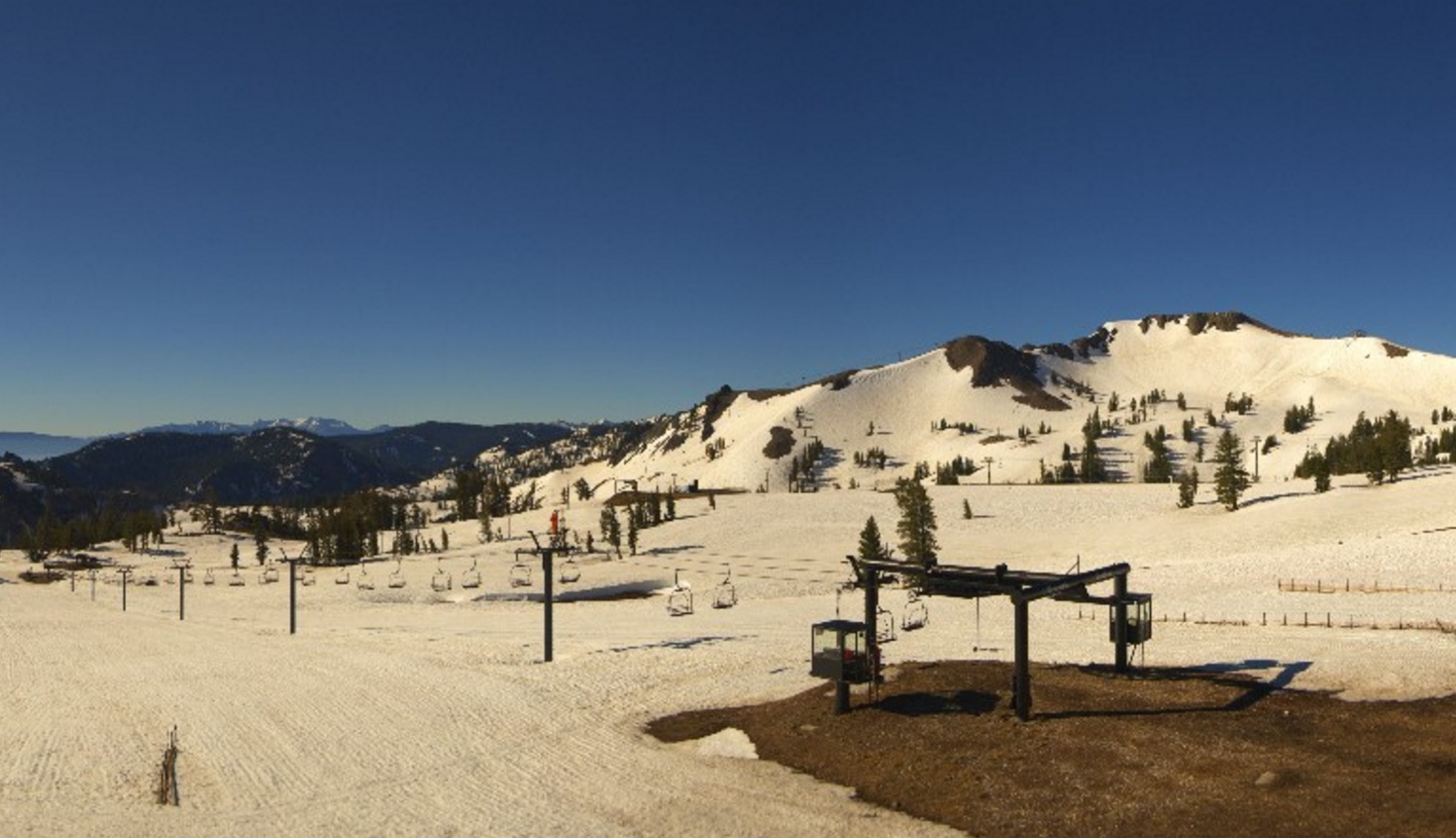 Tahoe’s Snowpack is Over 1,000 Above Average Ski Slopes